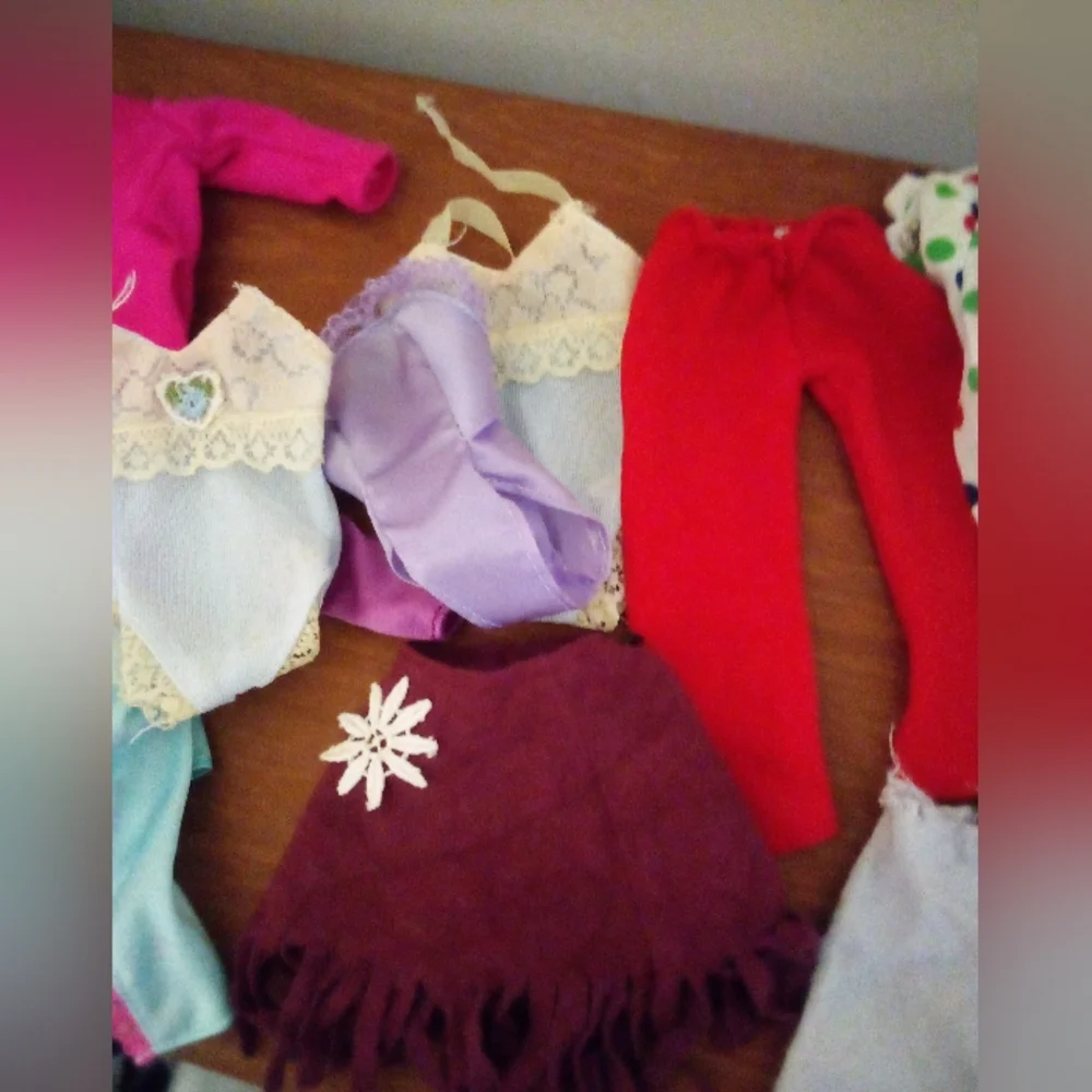 Lot Of Mixed Vintage Newer Barbie Clothing 31 Pieces
